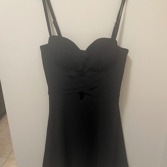 Bebe Dress - Picture 1 of 2